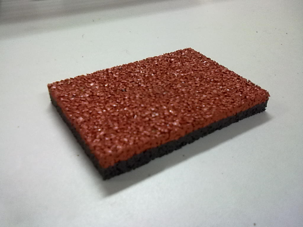 塑膠跑道生產(chǎn)材料